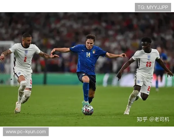 欧洲足球薪资泡沫:年轻球员身价虚高现象分析